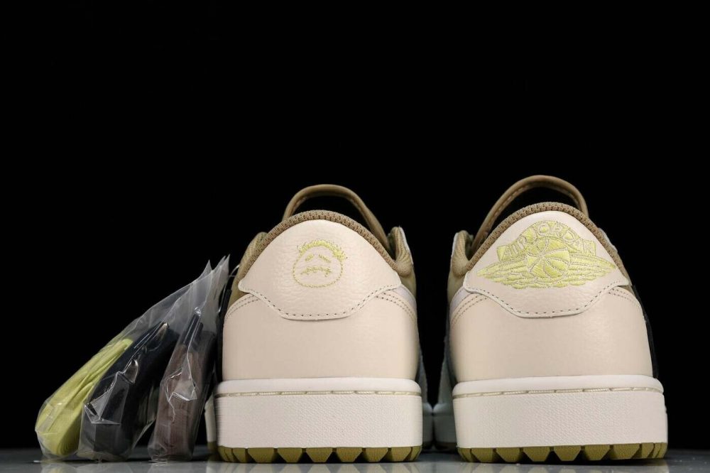 Travis Scott x AJ1 Low 'Golf' - Image 7