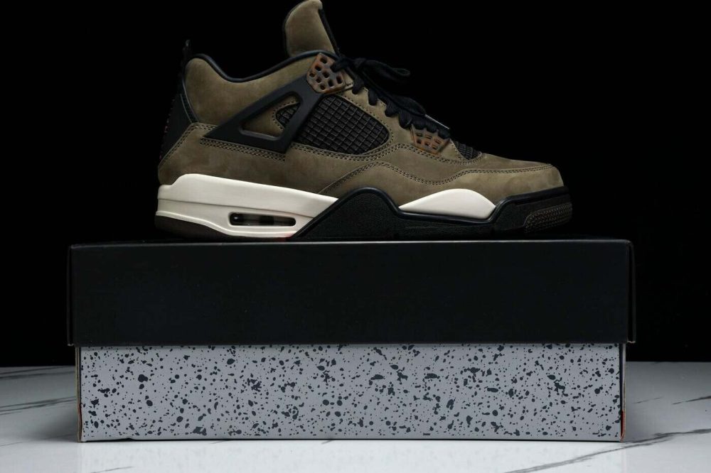 Travis Scott AJ4 Retro 'Olive Mocha' (Friends & Family) - Image 26