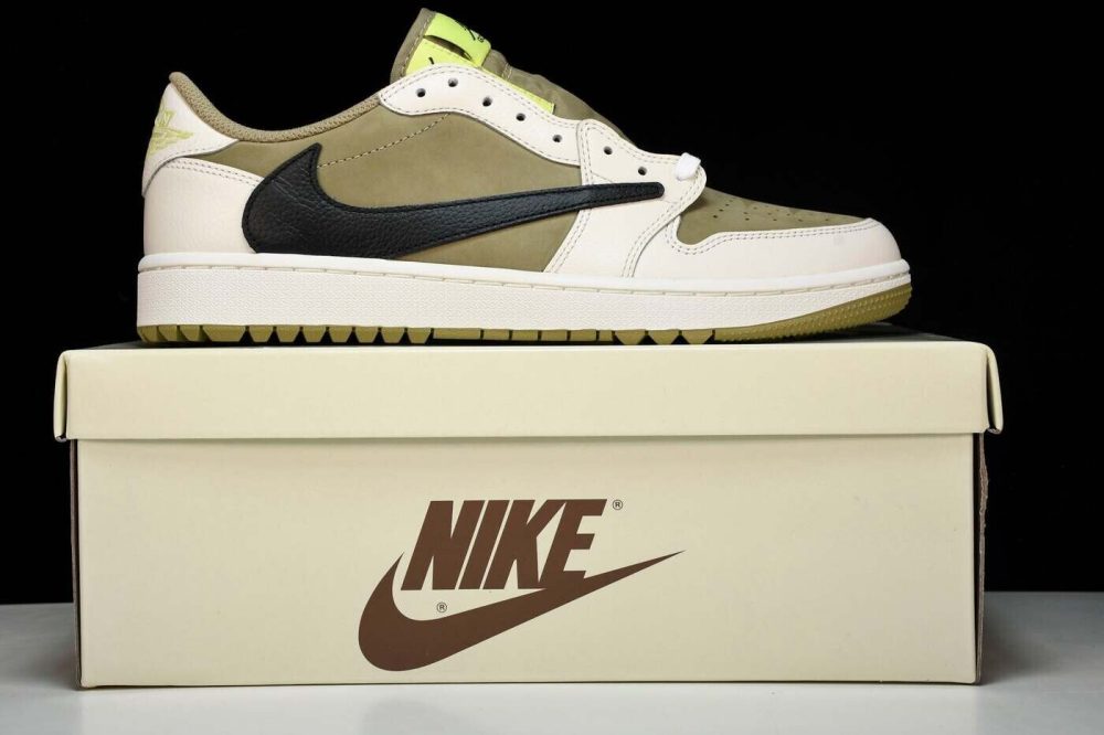 Travis Scott x AJ1 Low 'Golf' - Image 28